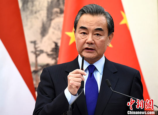 利来体育娱乐中国证监会副主席李明：在依法行政前提下 更多站在保护投资者的角度